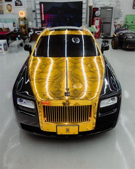 znacka versace|versace car.